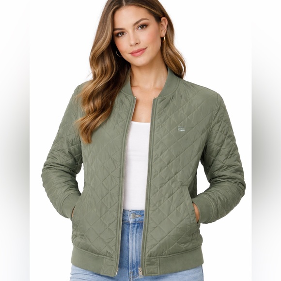 Levi's Jackets & Blazers - NWT Levi's Diamond-Quilt Bomber Jacket - Sage Green